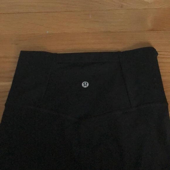 lululemon athletica Pants - lulu leggings LOOKING TO TRADE